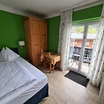 Hallstatt Self Check In Oda ve Kahvaltı