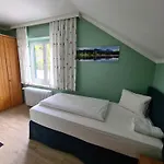 Oda ve Kahvaltı Hallstatt Self Check In