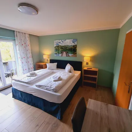 Hallstatt Self Check In Panzió *