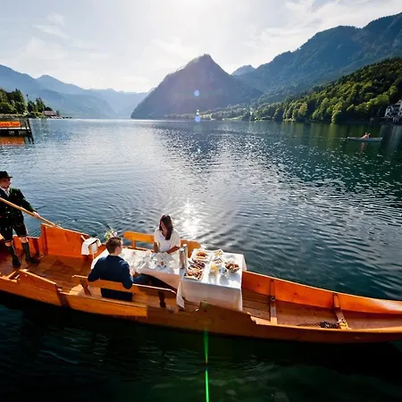 Hallstatt Self Check In Obertraun