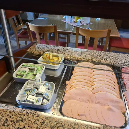 Hallstatt Self Check In אוברטראון