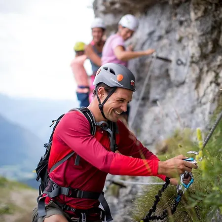 Hallstatt Self Check In Obertraun